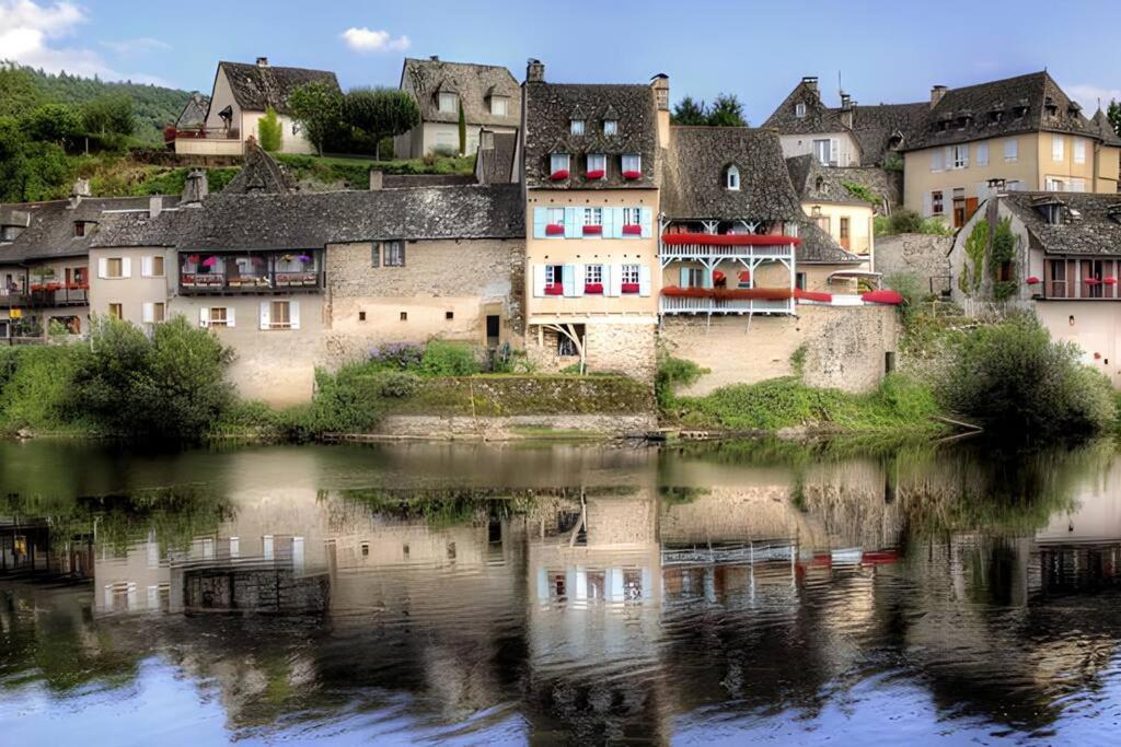 Maison Pecheur Sur La Dordogne Argentat Kültér fotó