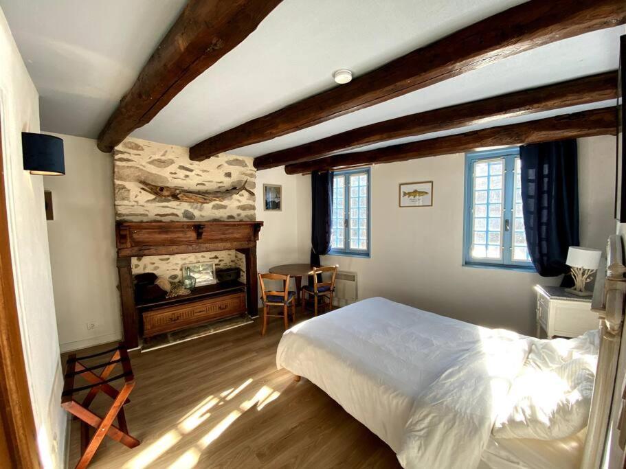 Maison Pecheur Sur La Dordogne Argentat Kültér fotó